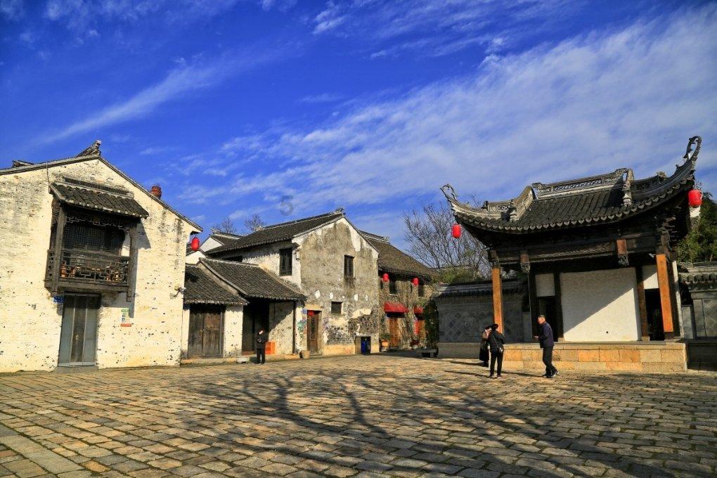 乐山职业技术学院发生刑事案件，究竟是怎么回事？游戏画面